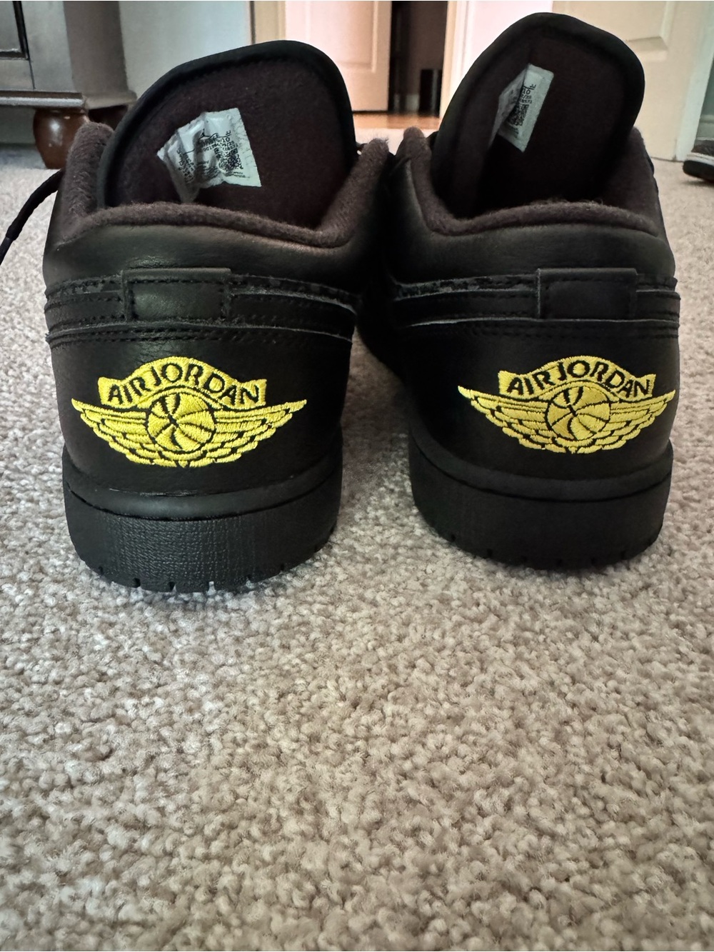 Nike Air Jordan 1 Low SE Black/Anthracite/Tour Yellow